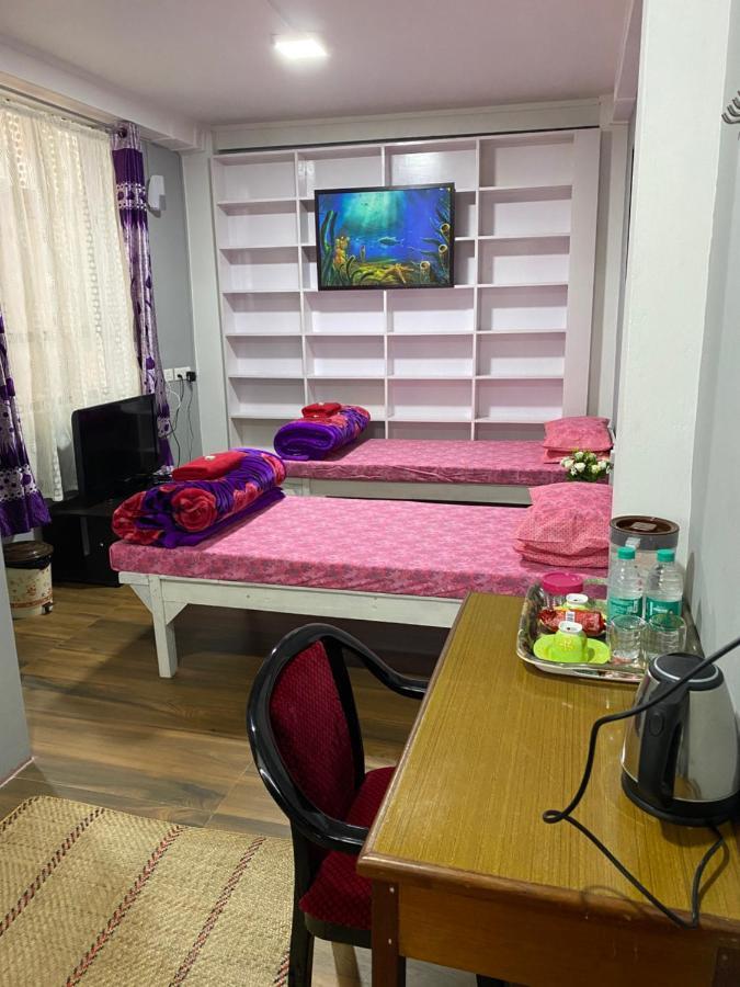 Jan Homestay Shillong Eksteriør billede