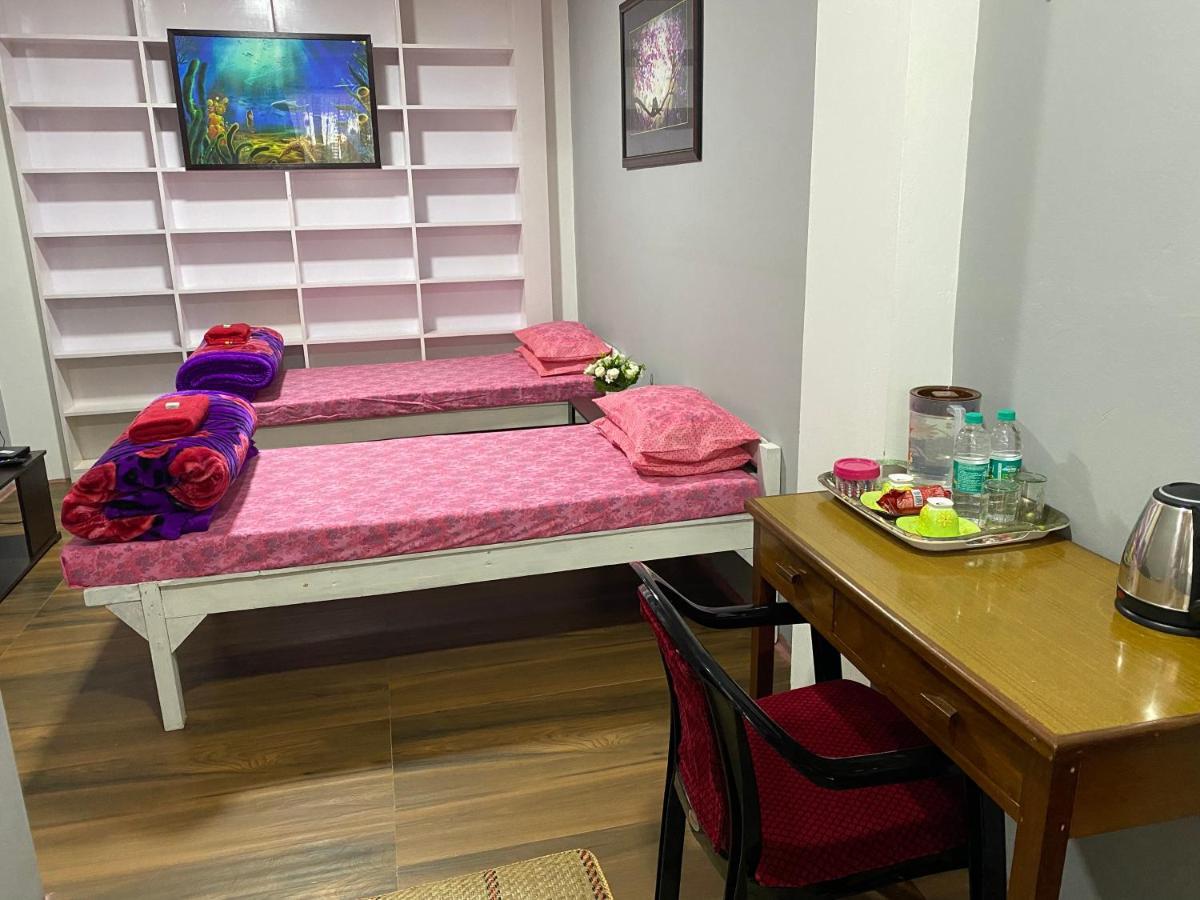 Jan Homestay Shillong Eksteriør billede